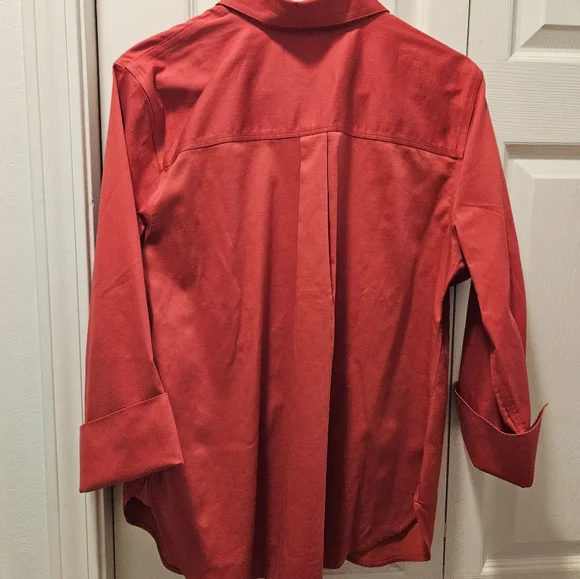 Chicos non iron Shirt Size 1.5 (10/12) - Picture 3 of 8